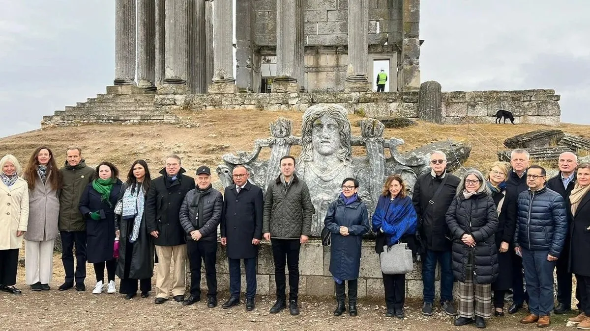 AB Büyükelçileri UNESCO Dünya Kültürel miras listesindeki Aizanoi’ye hayran kaldılar