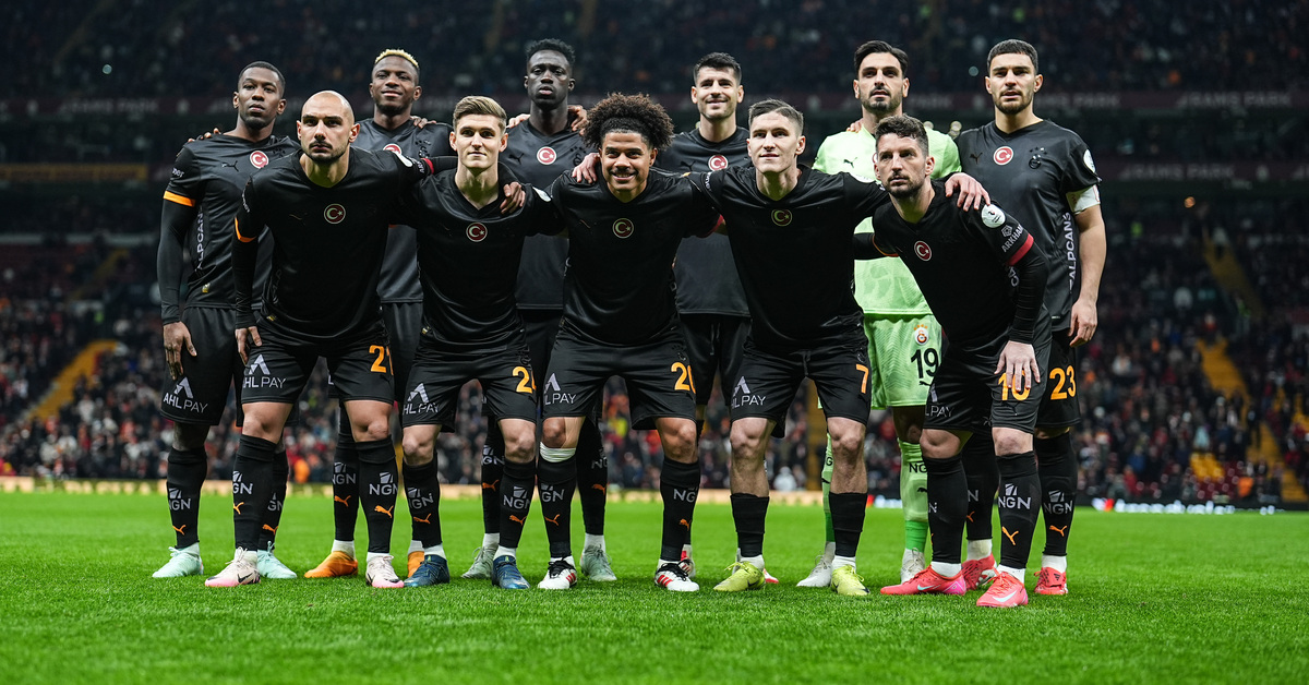 Galatasaray kadrosunu açıkladı: 10 eksik