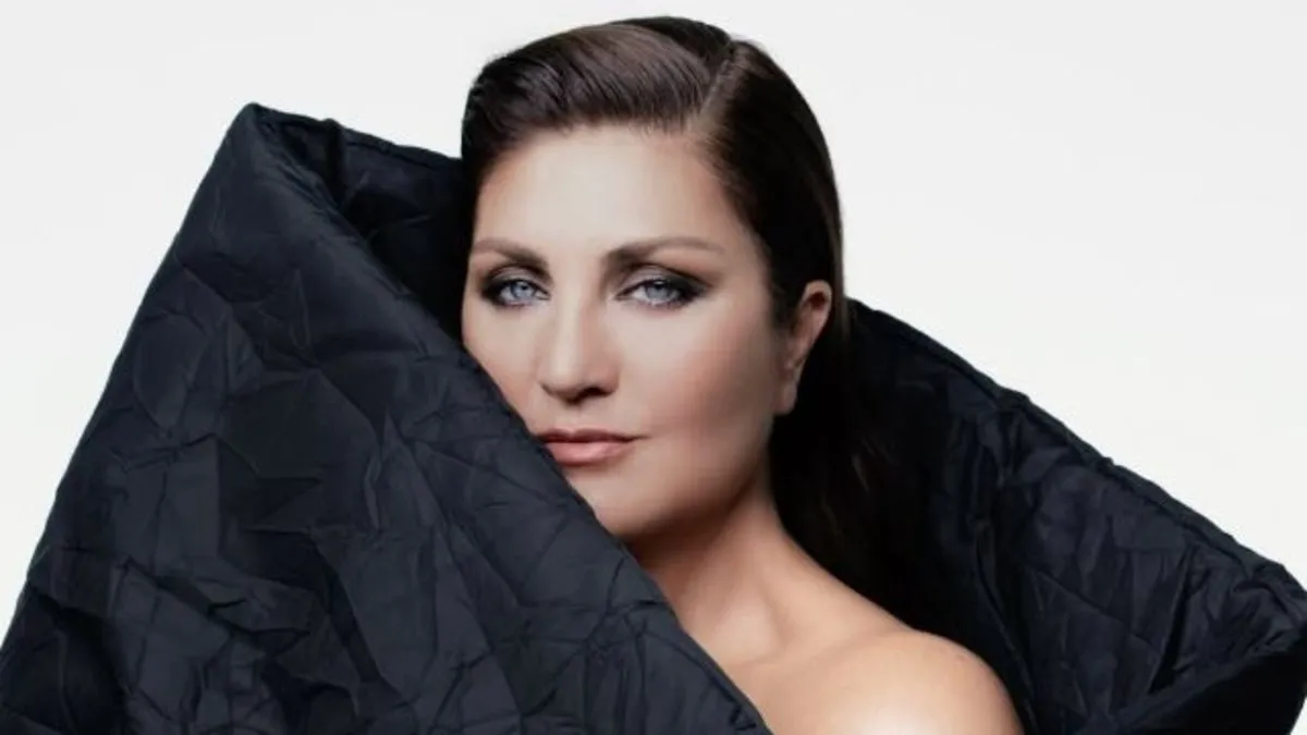 Yılların esmeri sarışın oldu! Sibel Can’ın imajı herkesi şaşırttı!