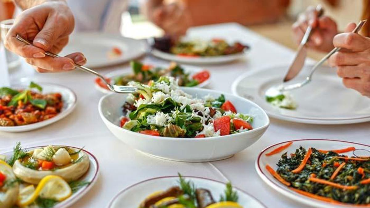 Bayram sofralarında ısrarlara kanmayın